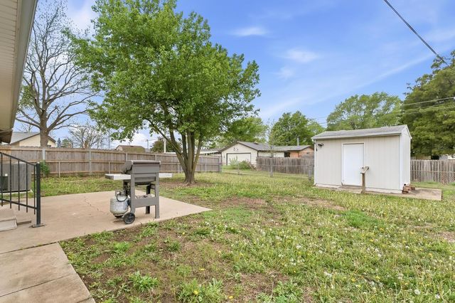1913 Cron St, Augusta, KS 67010