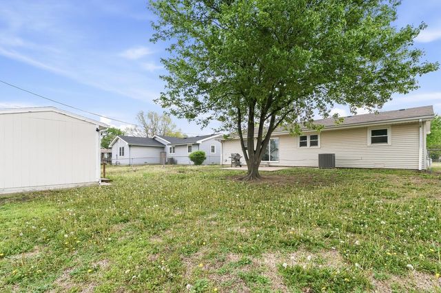 1913 Cron St, Augusta, KS 67010