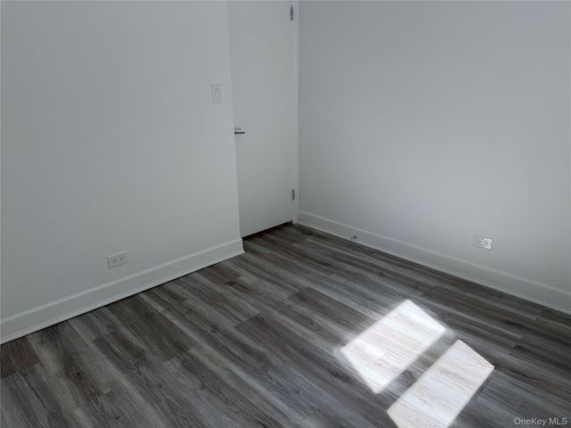 120 E Hartsdale Avenue 1R, Hartsdale, NY 10530