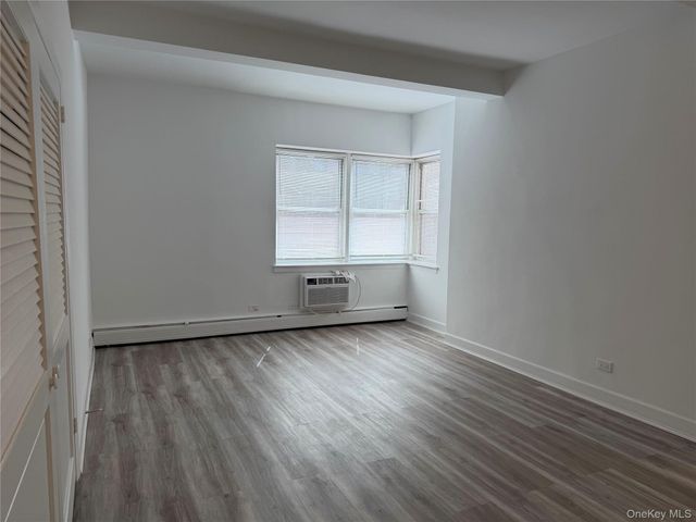 120 E Hartsdale Avenue 1R, Hartsdale, NY 10530
