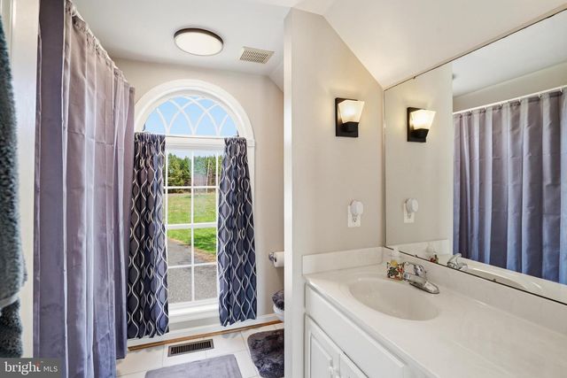 11955 POTOMAC VIEW RD, Newburg, MD 20664