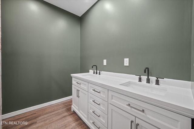 4066 Sevierville Rd, Maryville, TN 37804