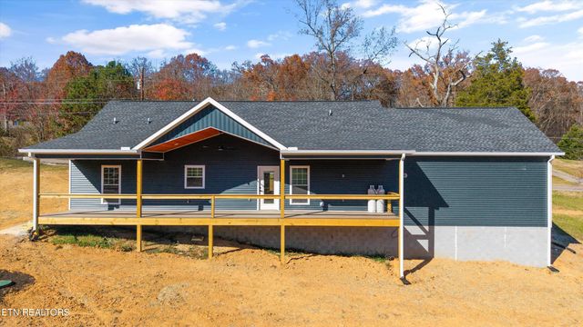 4066 Sevierville Rd, Maryville, TN 37804