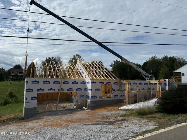 4066 Sevierville Rd, Maryville, TN 37804