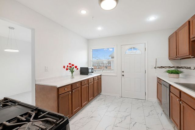 Address unavailable.