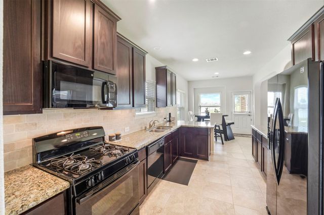 9815 Shimmering Lakes Drive, Rosharon, TX 77583