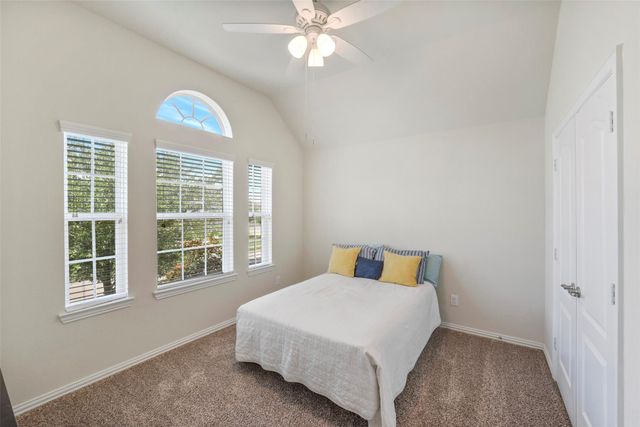 9815 Shimmering Lakes Drive, Rosharon, TX 77583