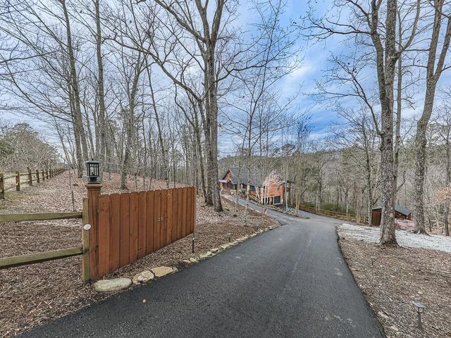 1670 Outback Road, Jasper, GA 30143