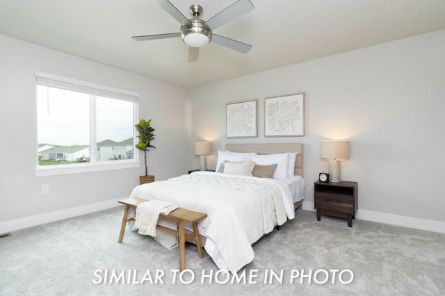 6937 Poppy Court, Johnston, IA 50131