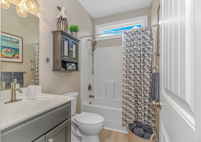 249 Maple Oak Dr., Conway, SC 29526