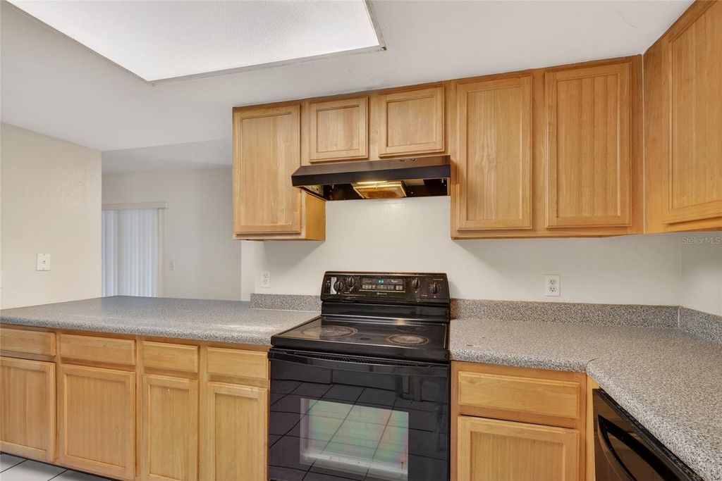 Image 18 of property listing at Address unavailable.