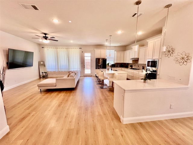 7506 Coronado Drive, Rowlett, TX 75088