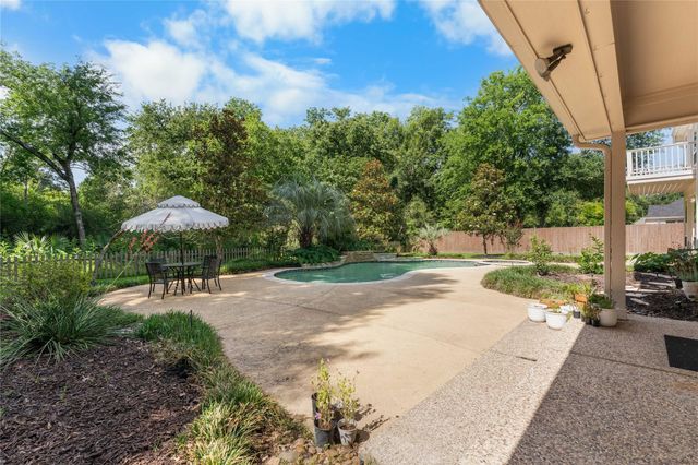 5918 Elmwood Hill Lane, Houston, TX 77345