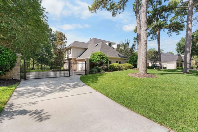 5918 Elmwood Hill Lane, Houston, TX 77345