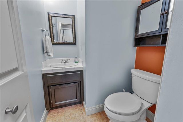 13730 Strawberry Cir, Penn Valley, CA 95946