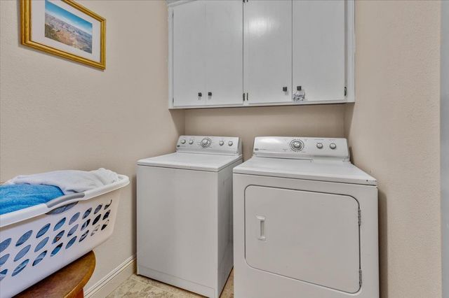 13730 Strawberry Cir, Penn Valley, CA 95946