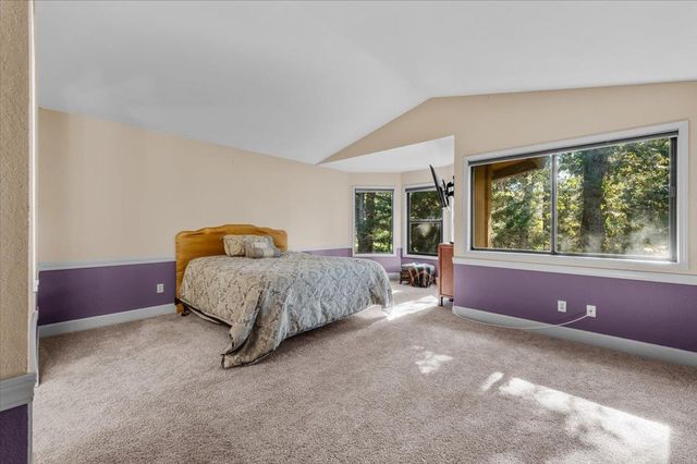 13730 Strawberry Cir, Penn Valley, CA 95946