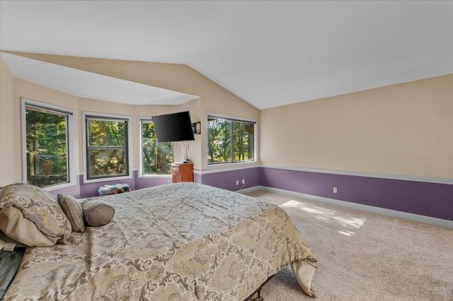 13730 Strawberry Cir, Penn Valley, CA 95946