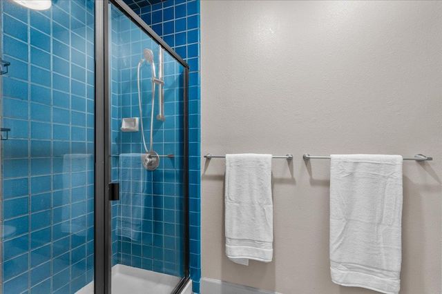 13730 Strawberry Cir, Penn Valley, CA 95946