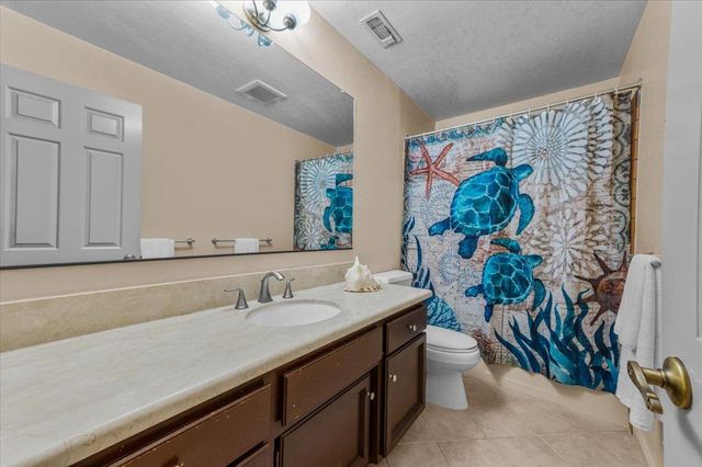 13730 Strawberry Cir, Penn Valley, CA 95946