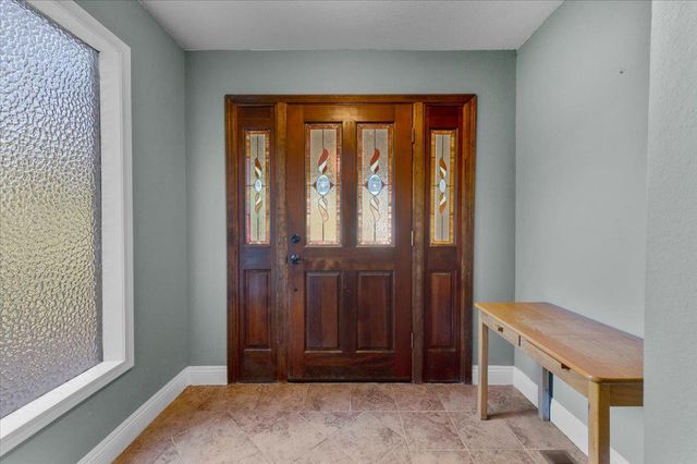 13730 Strawberry Cir, Penn Valley, CA 95946