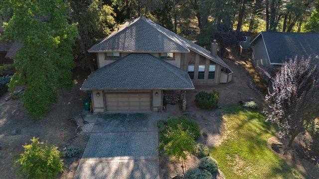13730 Strawberry Cir, Penn Valley, CA 95946