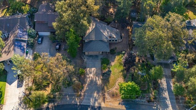 13730 Strawberry Cir, Penn Valley, CA 95946