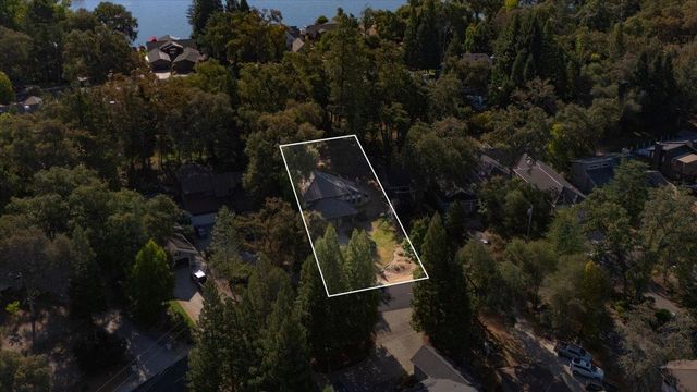 13730 Strawberry Cir, Penn Valley, CA 95946