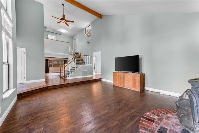 13730 Strawberry Cir, Penn Valley, CA 95946