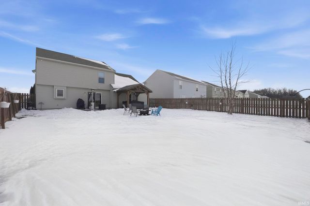 4318 Castle Rock Drive, New Haven, IN 46774