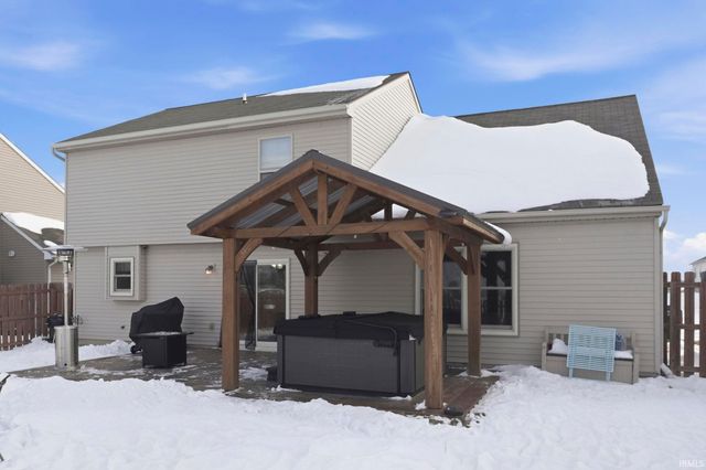 4318 Castle Rock Drive, New Haven, IN 46774