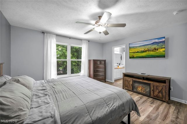 7088 Victoria Drive, Mentor, OH 44060