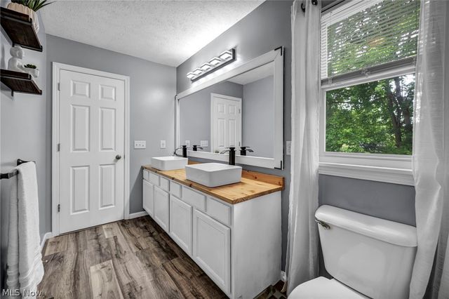 7088 Victoria Drive, Mentor, OH 44060
