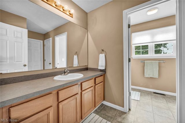 7088 Victoria Drive, Mentor, OH 44060