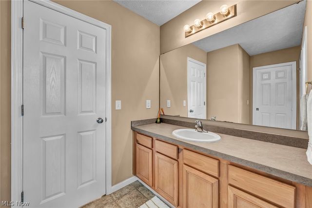 7088 Victoria Drive, Mentor, OH 44060