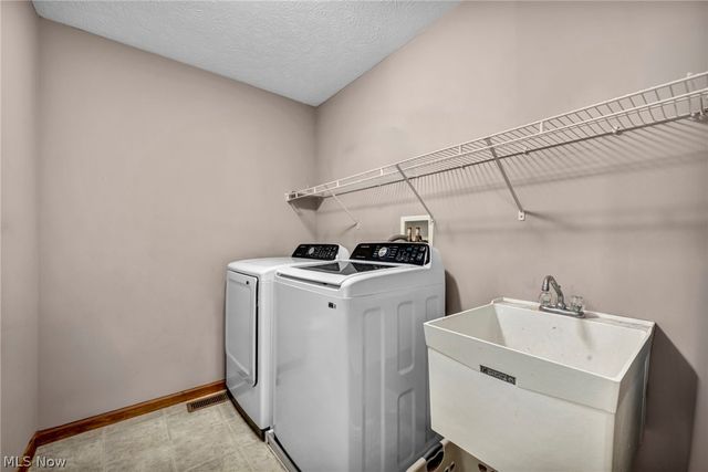 7088 Victoria Drive, Mentor, OH 44060