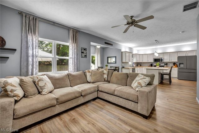 7088 Victoria Drive, Mentor, OH 44060