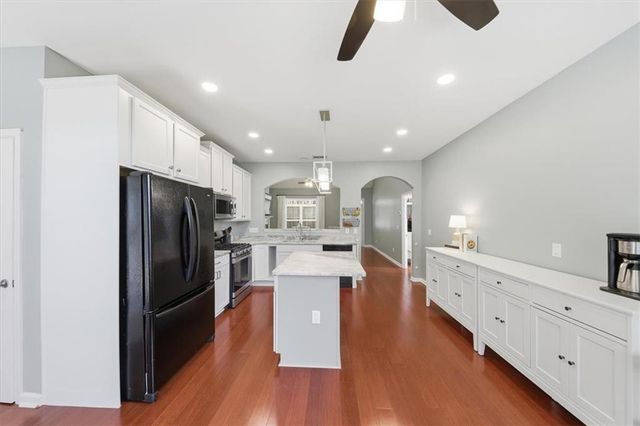 292 Harmony Lake Drive, Canton, GA 30115