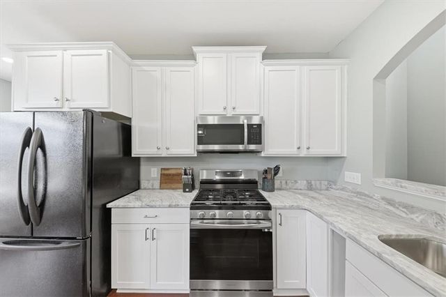 292 Harmony Lake Drive, Canton, GA 30115