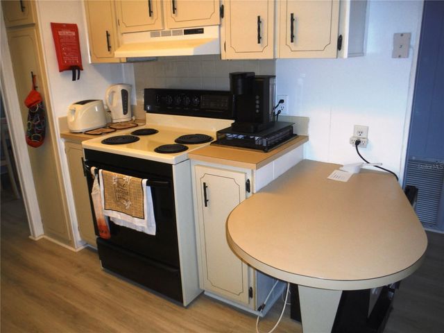 90 SUGAR BEAR DRIVE 53, Safety Harbor, FL 34695