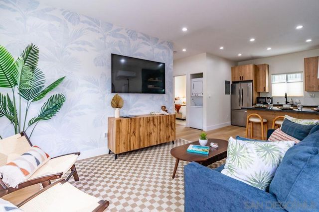 725 Pennsylvania Ave 727-1, San Diego, CA 92103