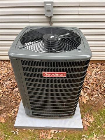 924 Tree Creek Boulevard, Lawrenceville, GA 30043