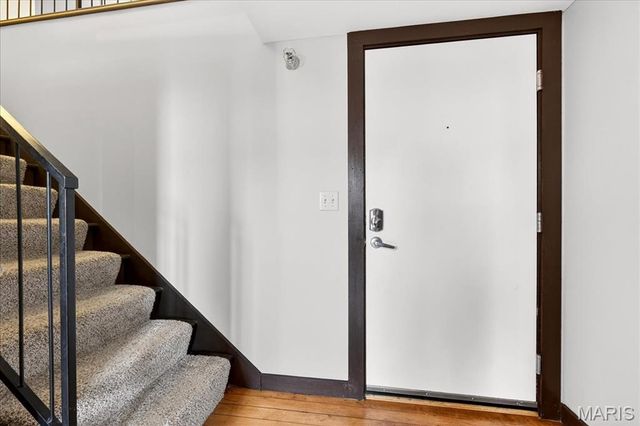 4242 Laclede Avenue 203, St Louis, MO 63108