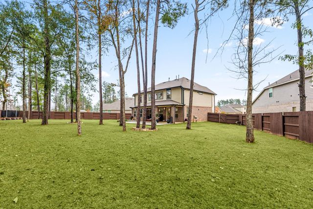 15500 Leopard Lily Lane, Conroe, TX 77302