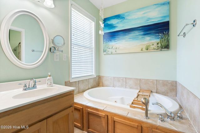 205 Port Side Drive, Sneads Ferry, NC 28460