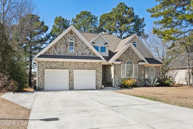 205 Port Side Drive, Sneads Ferry, NC 28460