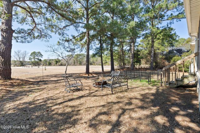 205 Port Side Drive, Sneads Ferry, NC 28460