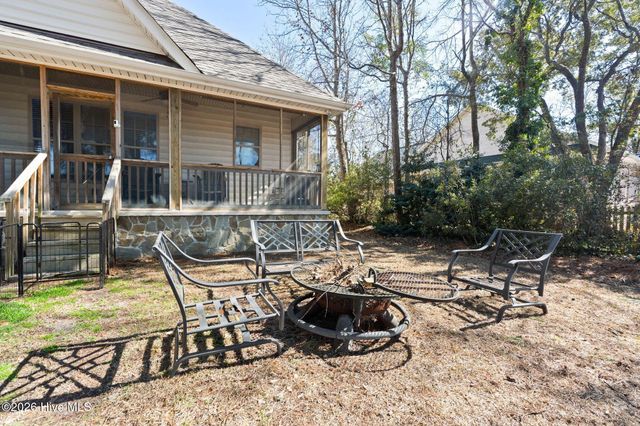 205 Port Side Drive, Sneads Ferry, NC 28460