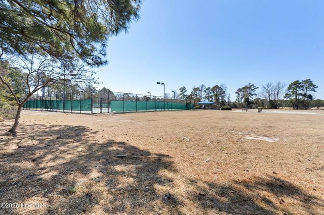 205 Port Side Drive, Sneads Ferry, NC 28460