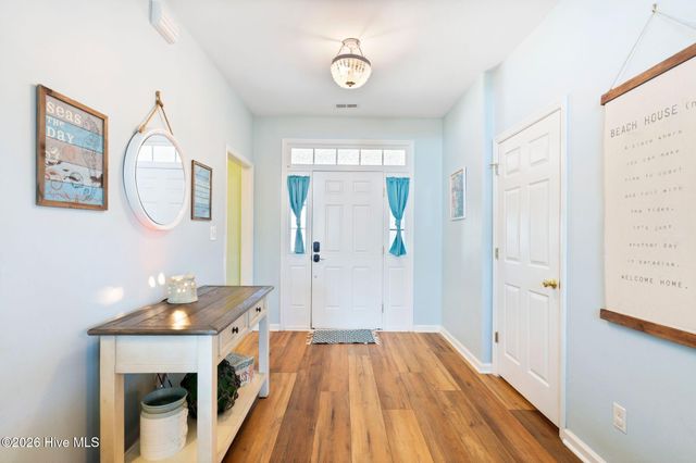 205 Port Side Drive, Sneads Ferry, NC 28460